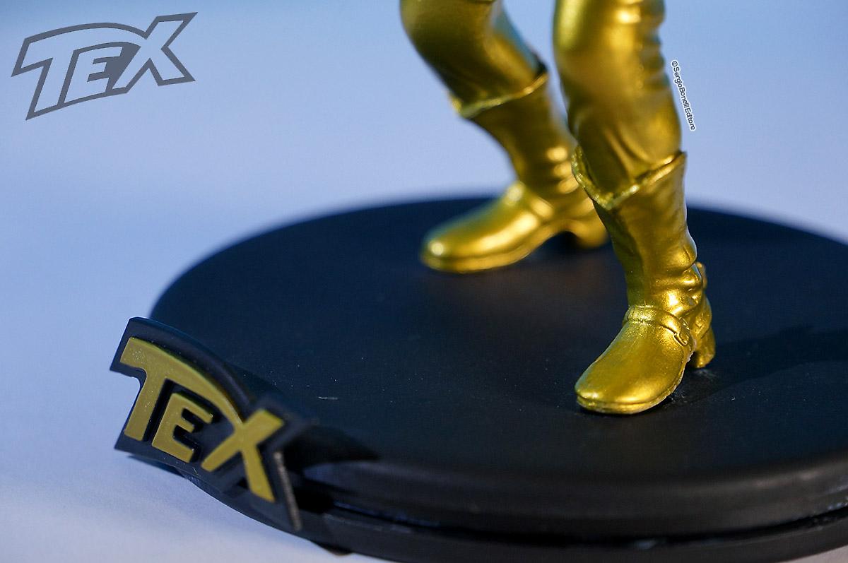 Super Tex Edizione Speciale con Statua 3D GOLD - Speciale Lucca Comics 2017