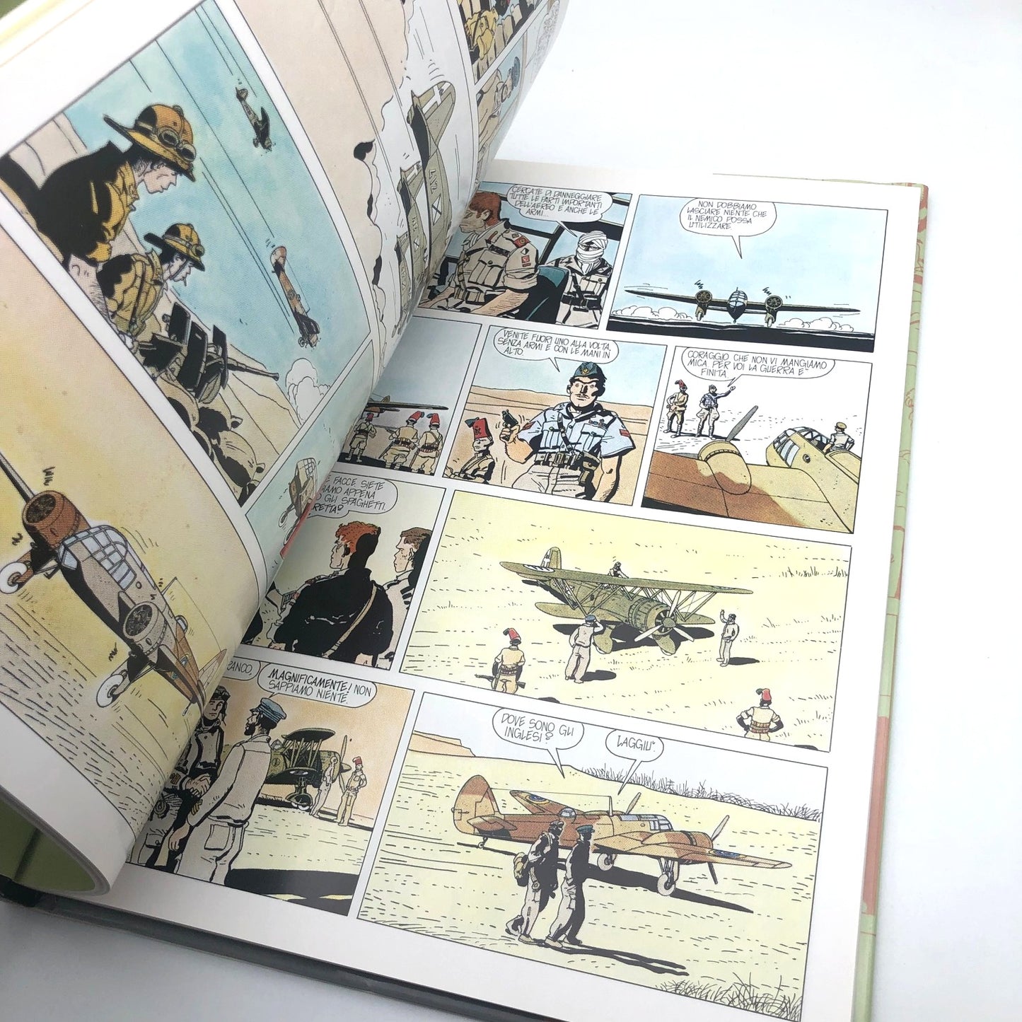 Libro Cartonato a fumetti - Gli Scorpioni del Desetro (Volume secondo) - Hugo Pratt