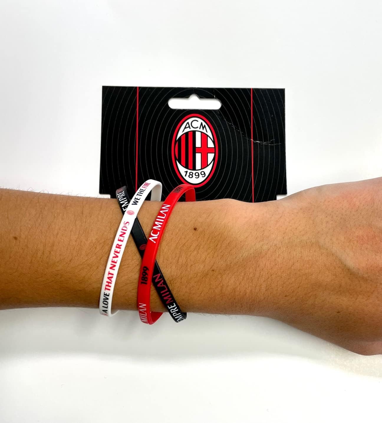 Calendario Verticale Milan 2026 + Set Braccialetti - cm 29x42 - Prodotto Ufficiale (Copia)