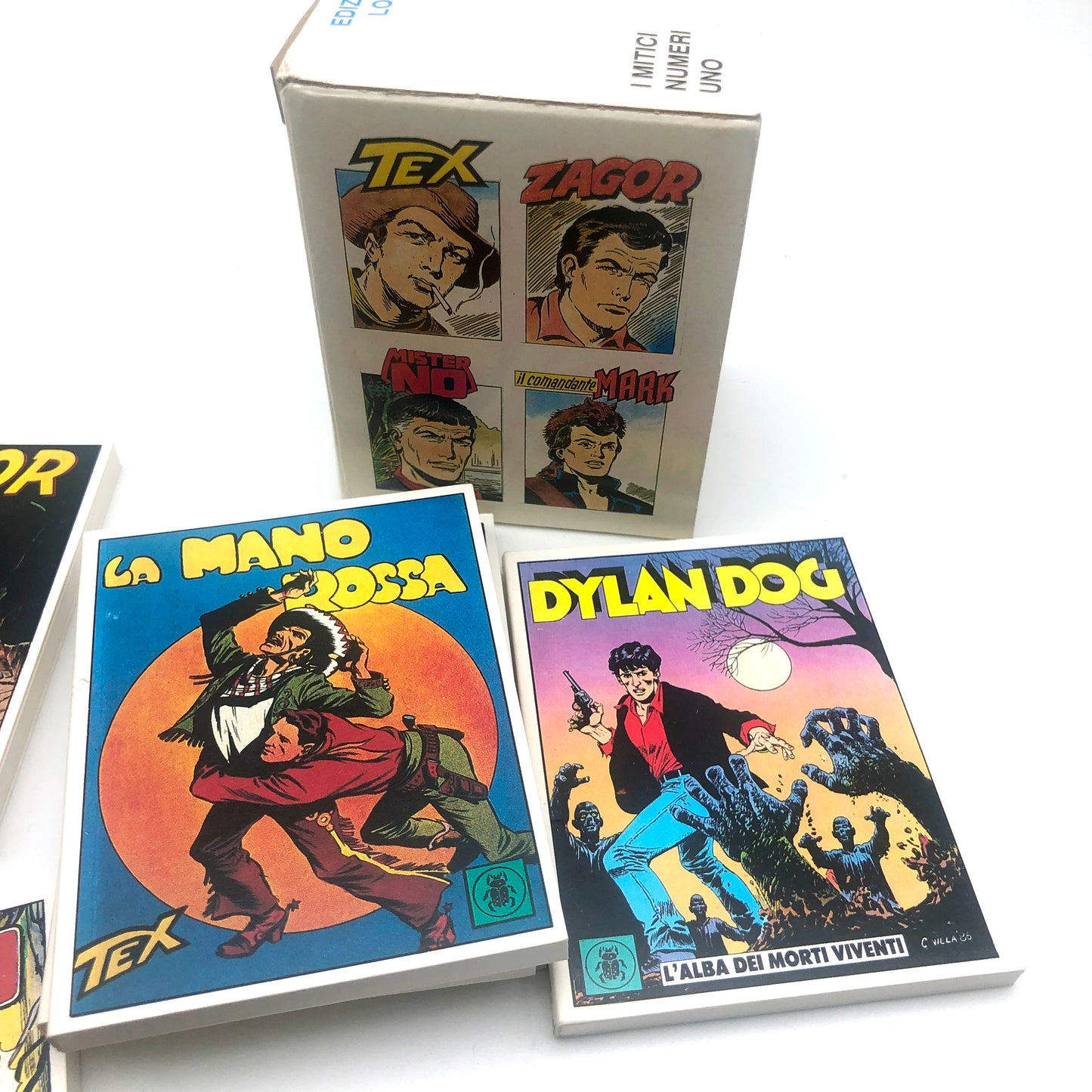 Lot 8 Mignon Comics Lo Scarabeo numbers n. 1 DYLAN DOG NATHAN NEVER ZAGOR TEX 