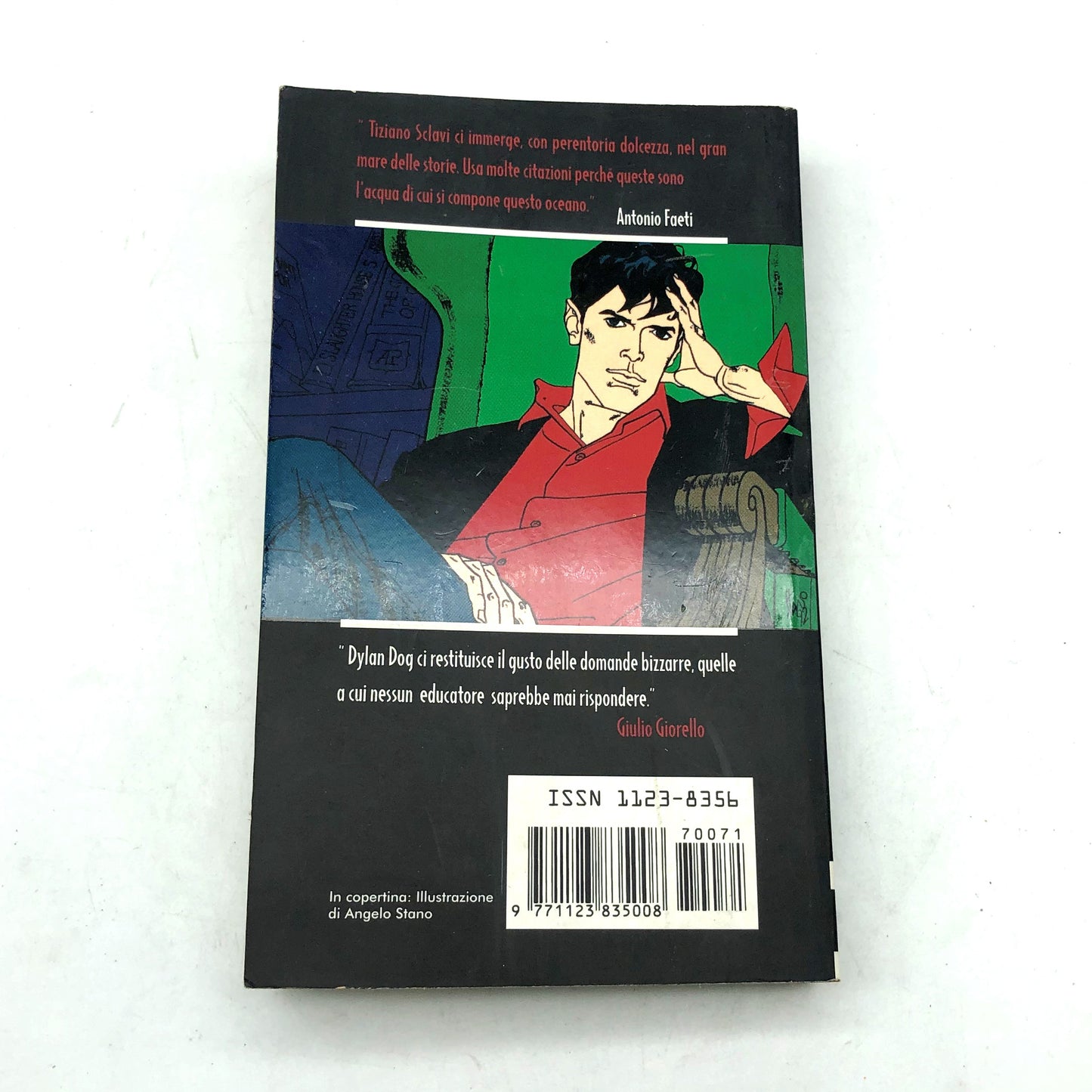 Bande dessinée de Dylan Dog - L'enquêteur des cauchemars de Tiziano Sclavi - LES MYTHES MONDADORI