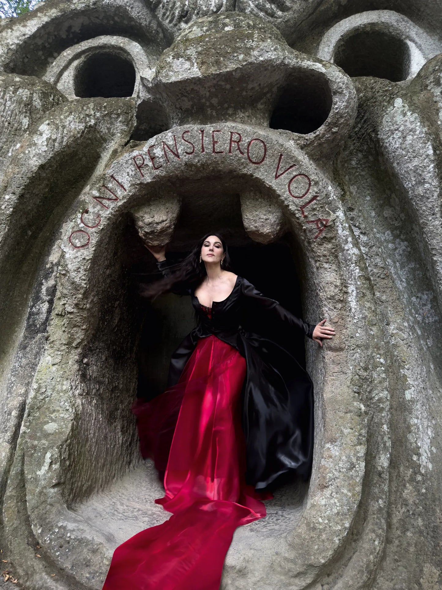 Speciale VOGUE ITALIA Ottobre 2024 - Rivista Copertina da Collezione Monica Bellucci Tim Burton