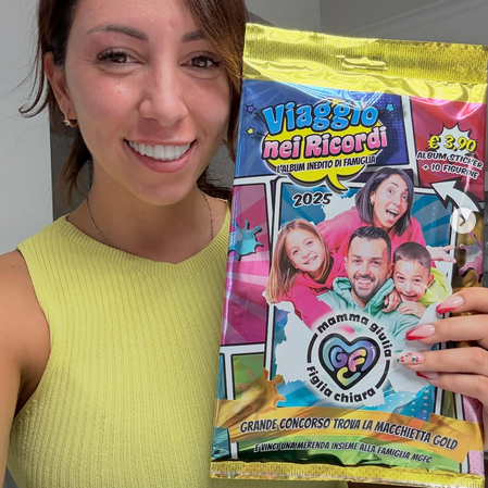 Set Album e/o bustine sigillate di Figurine Mamma Giulia e figlia Chiara