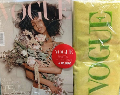 [Preordine] Rivista VOGUE ITALIA - Giugno 2026  Mona Tougaard
